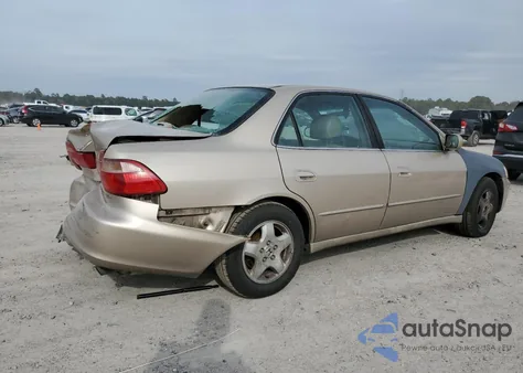 2000 Honda Accord Ex from USA, damaged, VIN 1HGCG1658YA022384